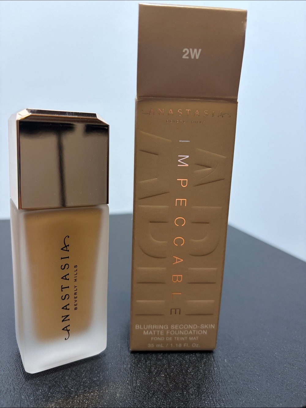 Anastasia Beverly Hills Impeccable Foundation 2W Warm Tan